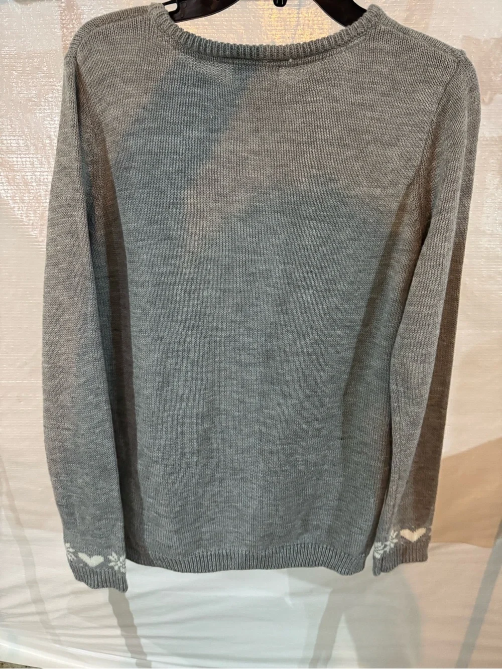 Cozy Gray Snowman Pullover Sweater with Pink Scarf